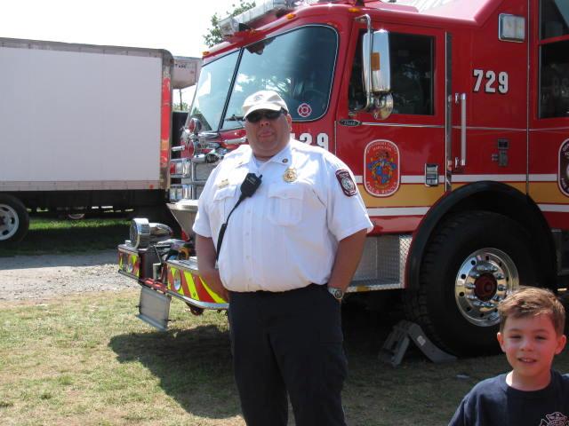 Deputy Chief Springer as the incident safety officer.

Photo by AC Chornock